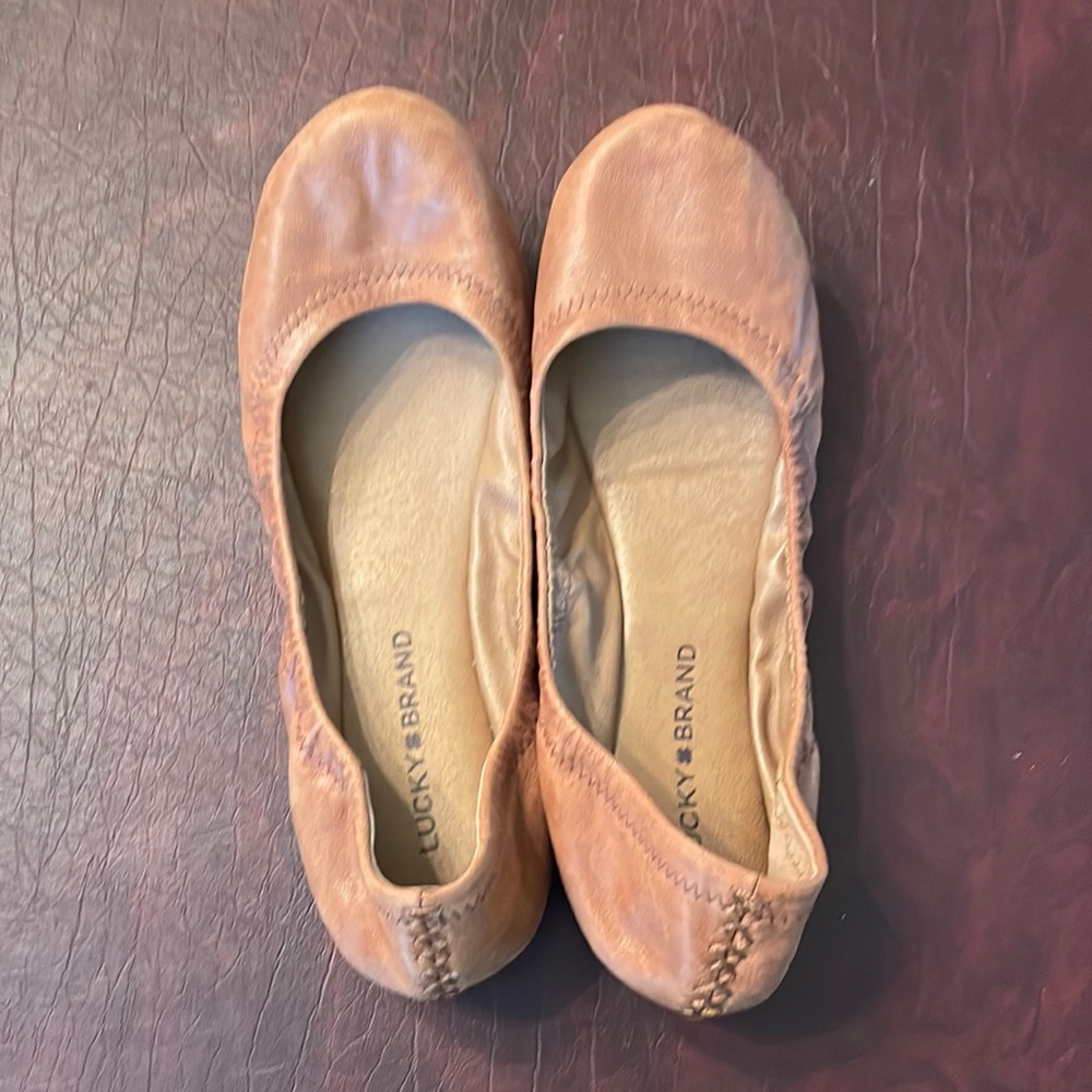 Lucky Brand Brown/Tan Emmie Leather Flats size 8.5
